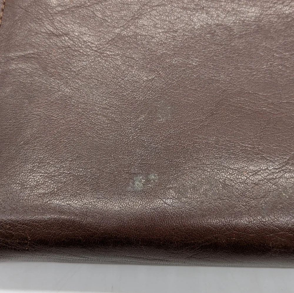 ✨3/$15 Travelambo brown leather wallet